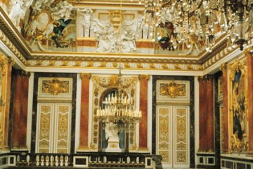 72 Herreninsel im Chiemsee_Schloss Herrenchiemsee_Treppenhaus
